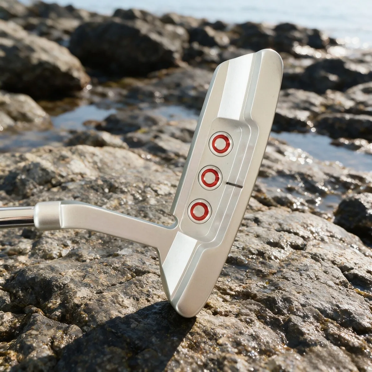 Stylish Silver Golf Putter Featuring Three Dots, New Professional Golf Accessory Club view 3