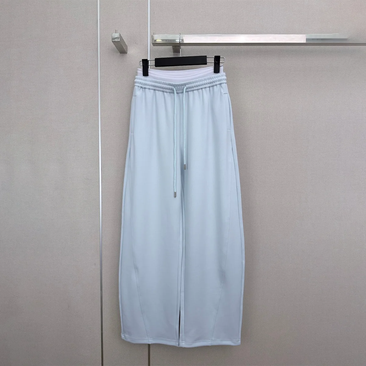 2026 high-quality women's fake two-piece waist and head split line curved knife wide leg sweatpants--hb808