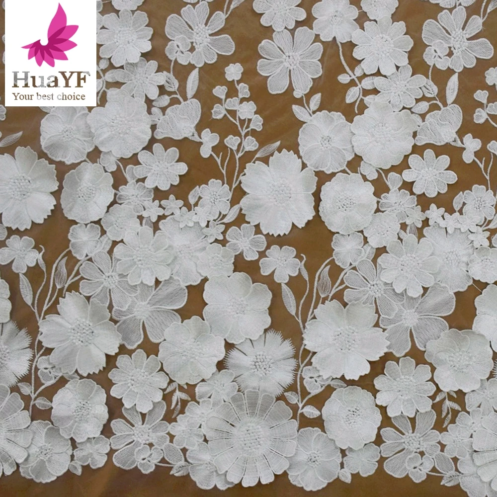 Fashionable 3D Flower Bridal Lace Fabric Ivory Embroidery Dress Lace 130cm Width Lace Fabric HY1748