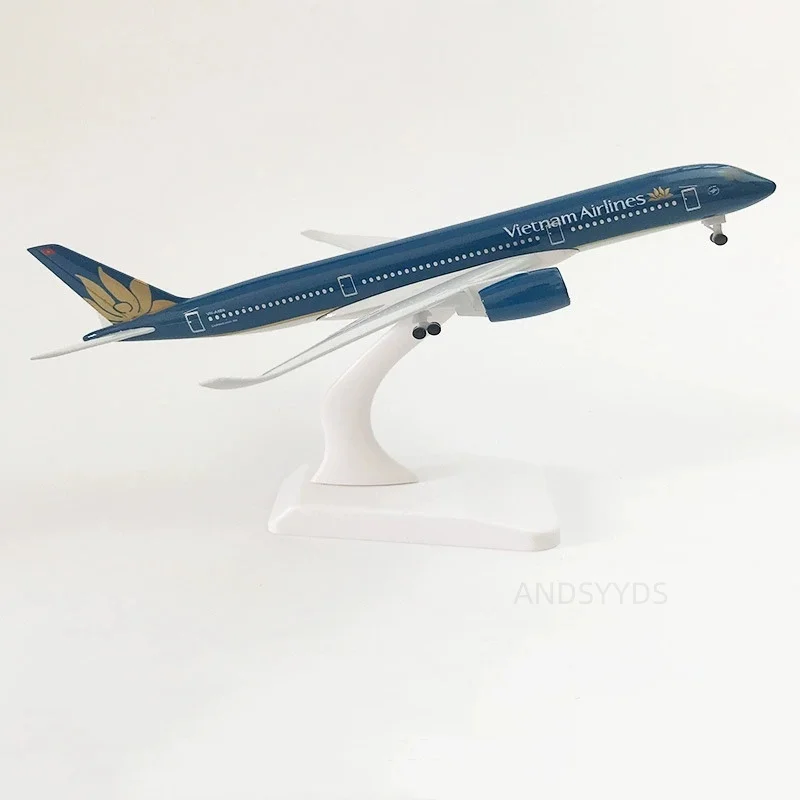 

airplane toy A350 20cm Vietnam Airlines Aircraft Model Toy 350 Alloy Model Planes With Landing Gear Aircraft Models Collection