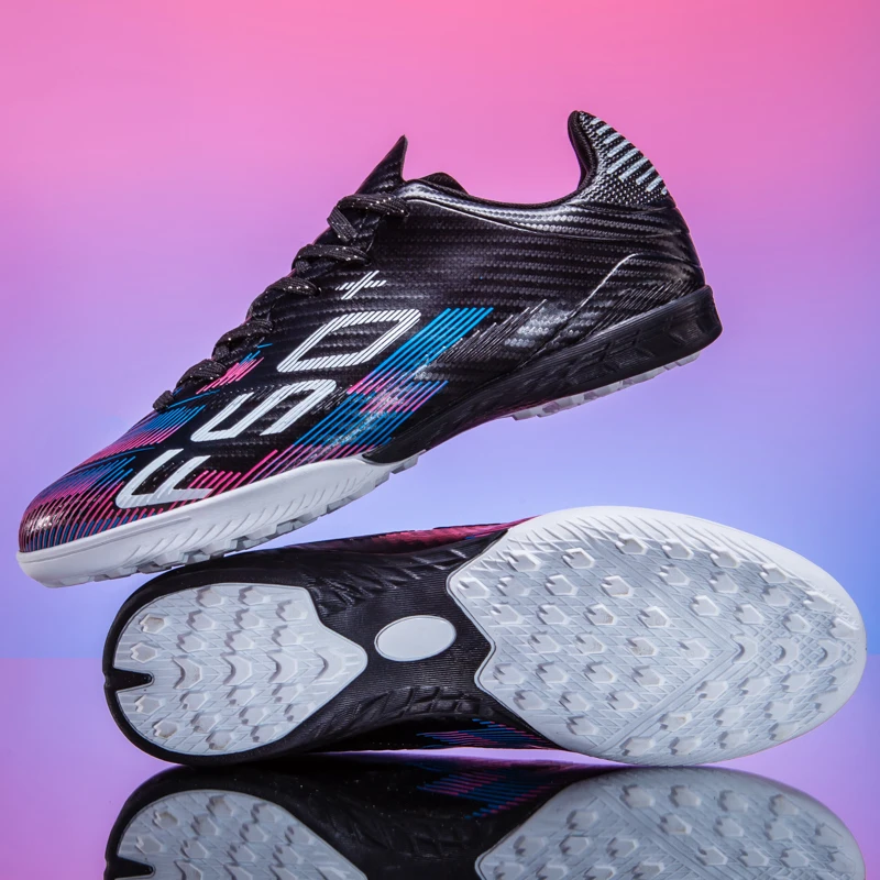 New Men Soccer Shoes Professional Football Boots Training Shoes Match Ultralight Non-Slip Sneakers Grass Sport Outdoor Unisex