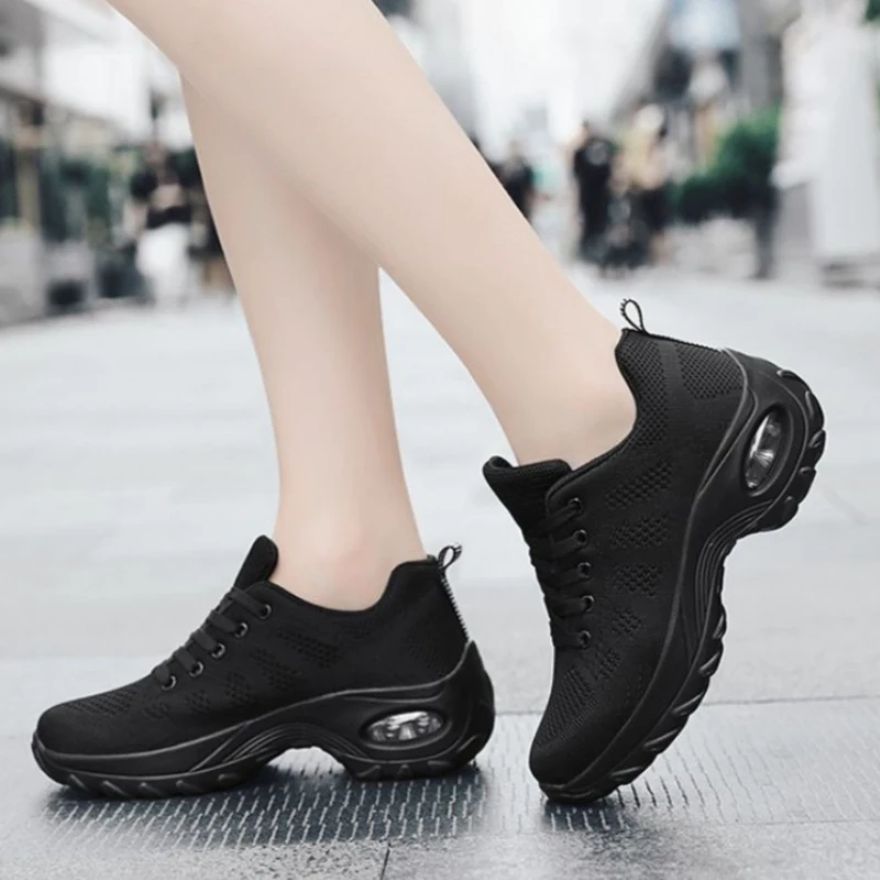 Women Professional Dance Shoes Shuffle Hip Hop Sneakers Soft Sole Breathable Mesh Air Cushion Stage Trainers