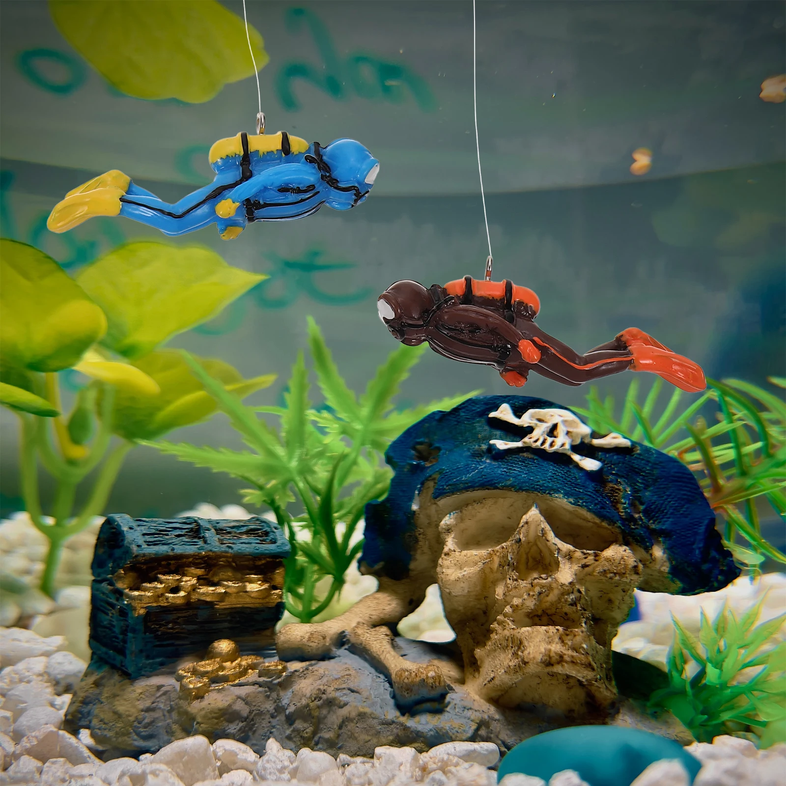 

2 Sets Floating Decorative Balls Fish Tank Aquarium Sea Diver Resin Decorations Tanks Aquariums