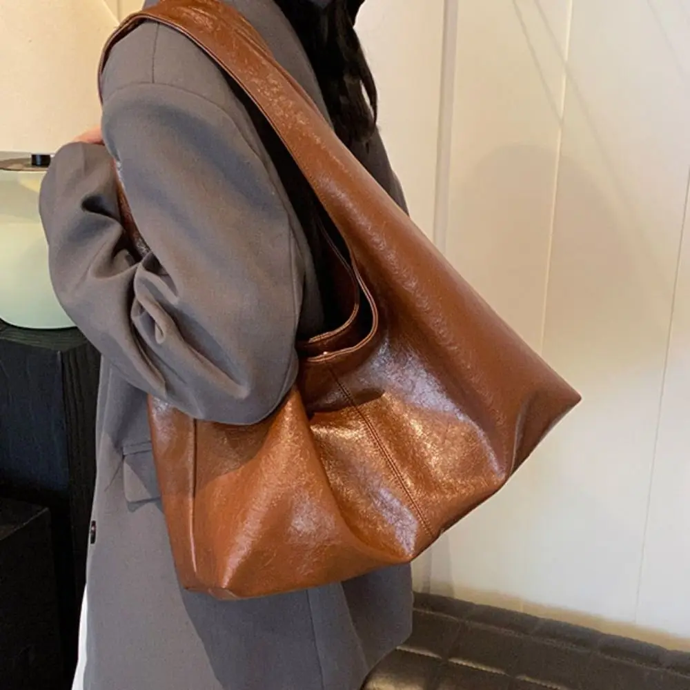 

Korean Style Retro PU Tote Bag Solid Color Tote Bag Large Capacity Handbag Large Capacity PU Leather Underarm Packs