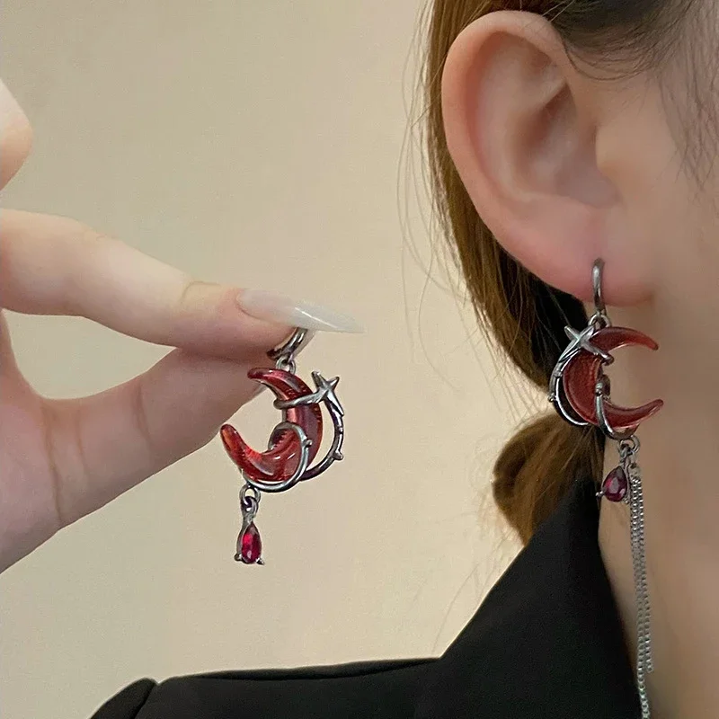 LATS Red Moon Gem Asymmetric Dangle Earrings Personality Unisex Hip-Pop Gothic Dark Style Ear Accessories Sweet and Cool Jewelry