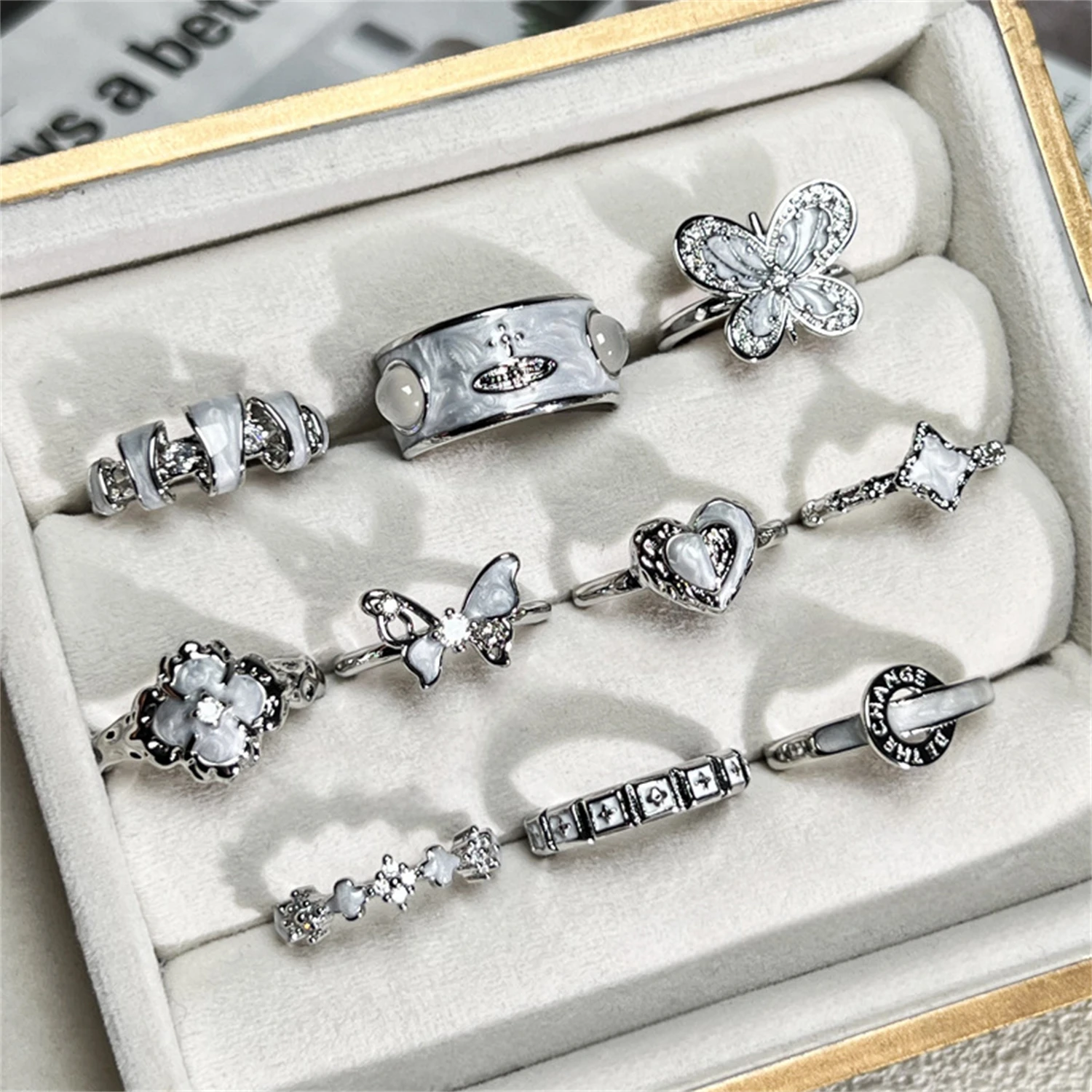 

Women's Vintage Boho Ring Set - Butterfly Flower Heart Designs, Multiple Styles Fashion Finger Rings for Party Daily Matching