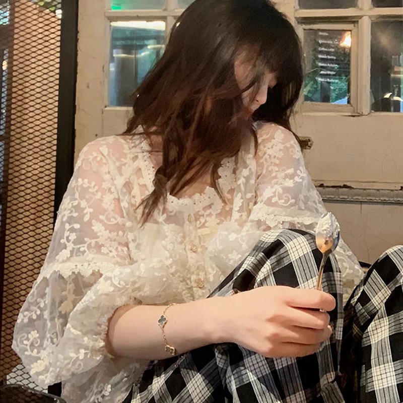 パフスリーブのセクシーなブラウス,女性に人気のレジャーウェア,シンプルでマッチするストリートウェア,プレッピースタイル