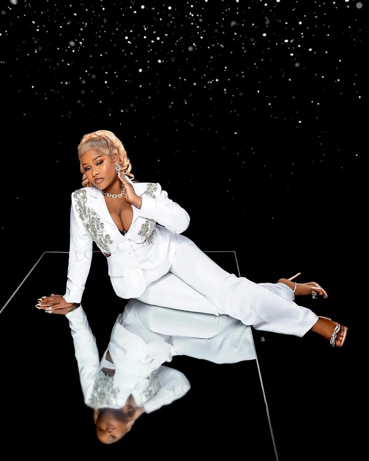 Carved Crystal Women Pants Suits 2 Pcs Plus Size Pocket Blazer Customized Wedding Guest Evening Celebrity Party Show Outfit