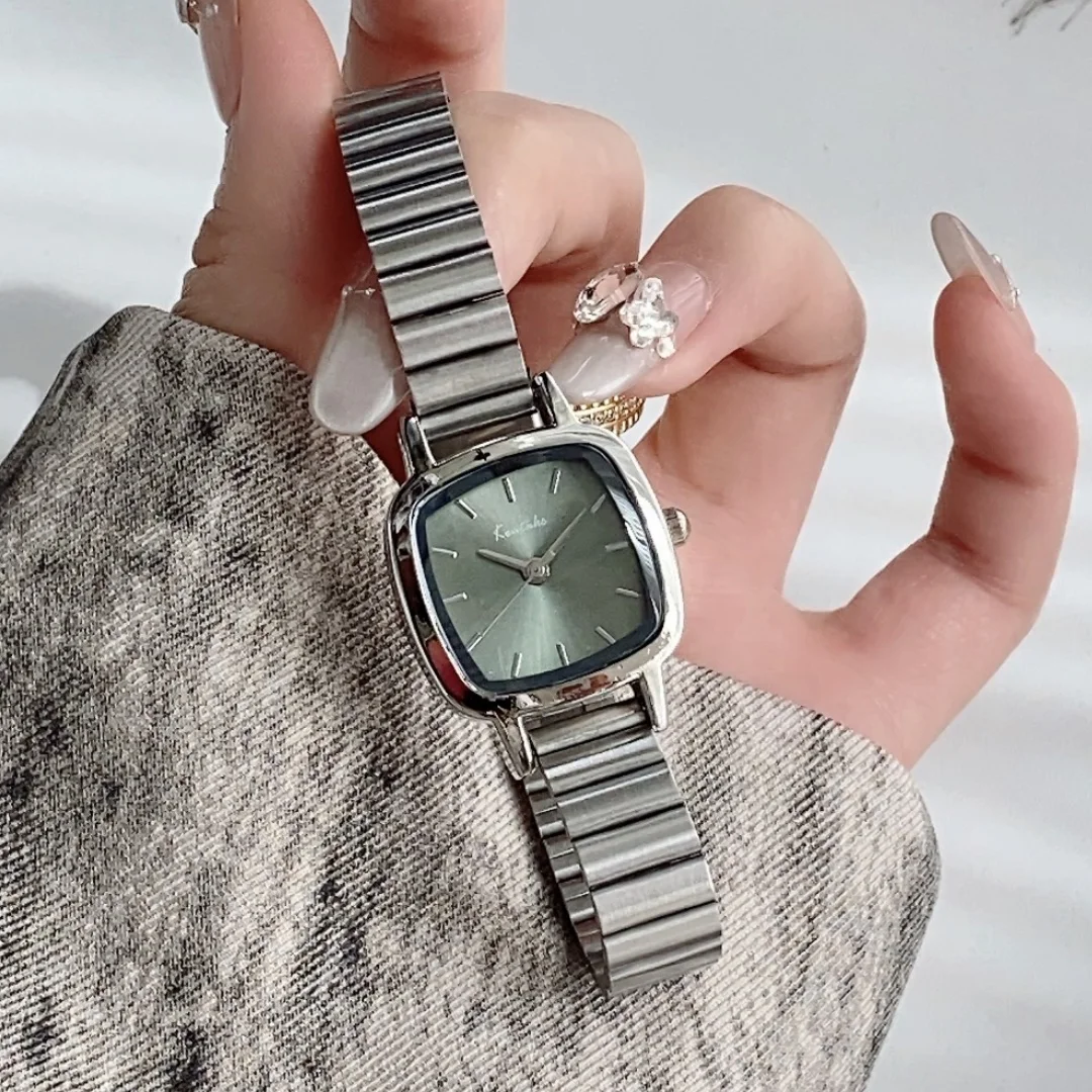 ساعات نسائية مربعة كاجوال للسيدات كوارتز ساعة يد فضية سوار من الفولاذ المقاوم للصدأ ساعة نسائية Relogio Feminino