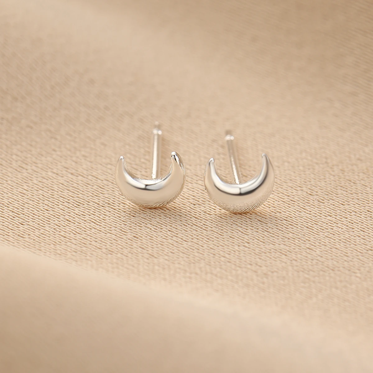 Simple Fashion Geometric Triangle Moon Stud Earrings For Women Girls Hypoallergenic Cartilage Tragus Ear Piercing Jewelry Gift