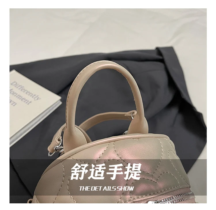 Neuer, modischer silberner Rucksack für Damen, vielseitig einsetzbar, mit Herzmuster, ideal als Schultasche für Schülerinnen, trendiger Reise- und Einkaufsrucksack für Mädchen. – Detail 5