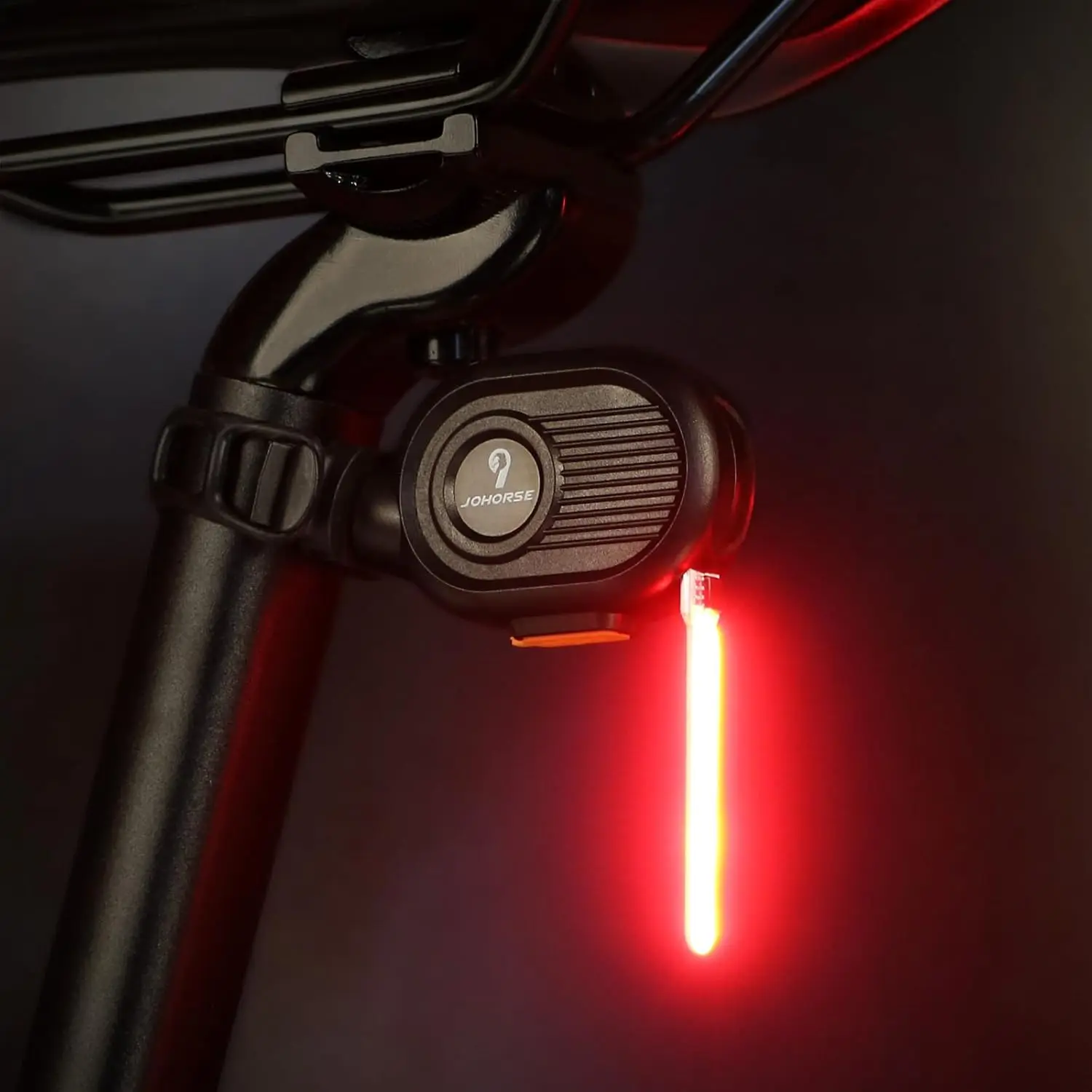 

Bicycle taillight safety warning light ultra-bright flashing multi-mode USB charging 10h endurance riding equipment