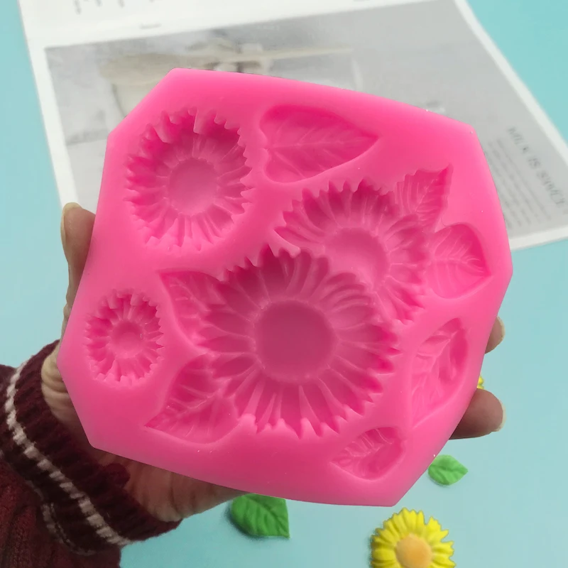 Blooming Daisies Flower Silicone Handmade Pudding DIY Aroma Gypsum Silicone Mold Cake Fondant Marguerite Chrysanthemum Mould