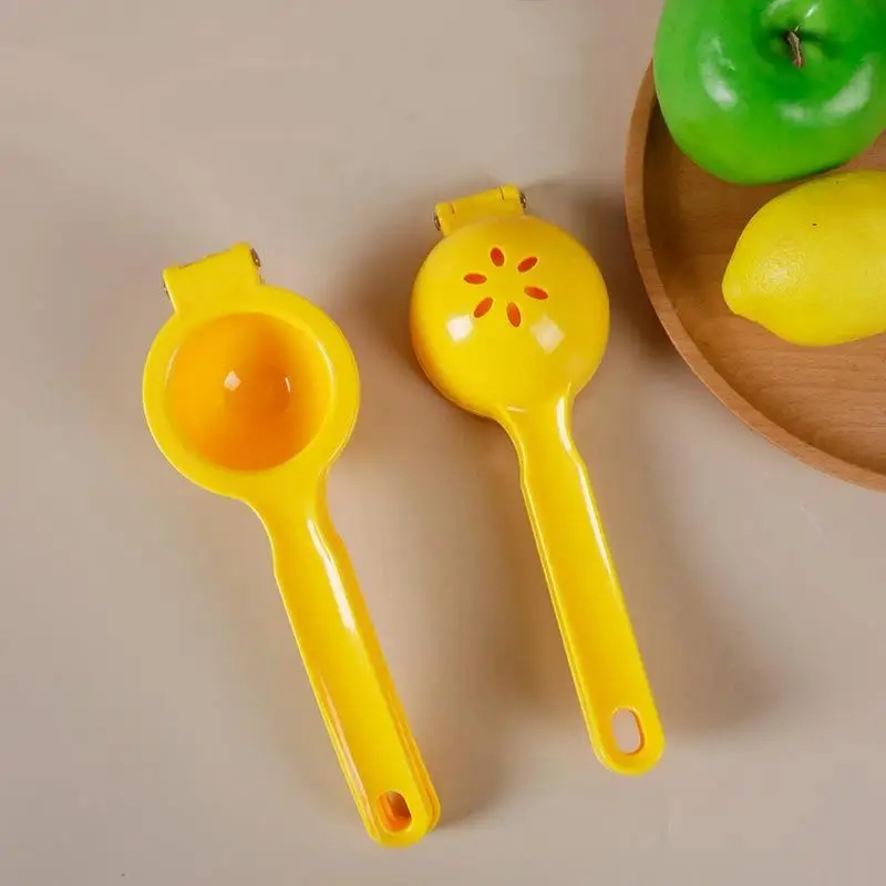 1Pcs Colorful Manual Lemon Juicer Creative Kitchen Gadgets Mini Portable Lemon Clip Not Easy To Deform For Home Use