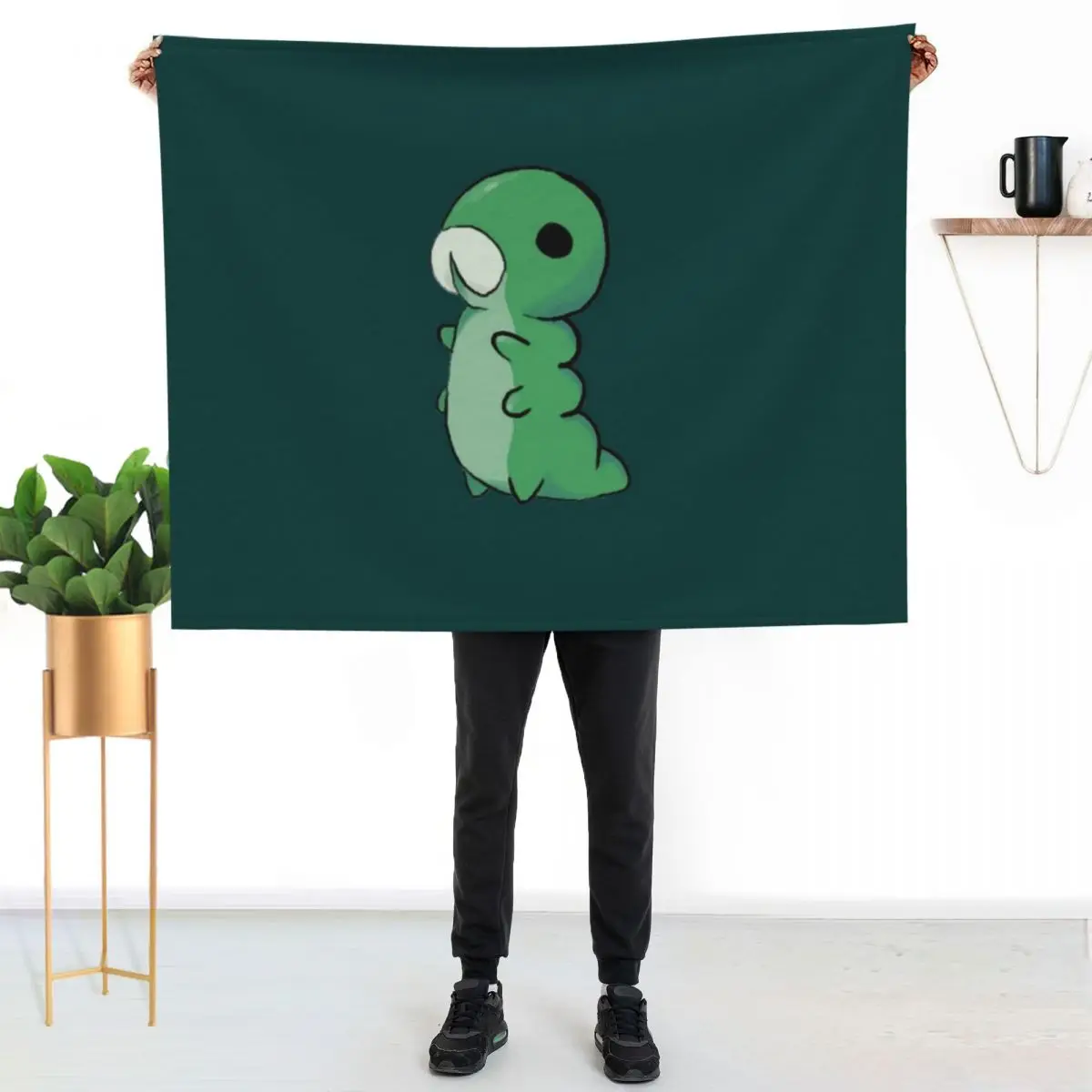 HOLLOW KNIGHT Grub Throw Blanket Warm Comfortable Blanket Gift for Parents Friends