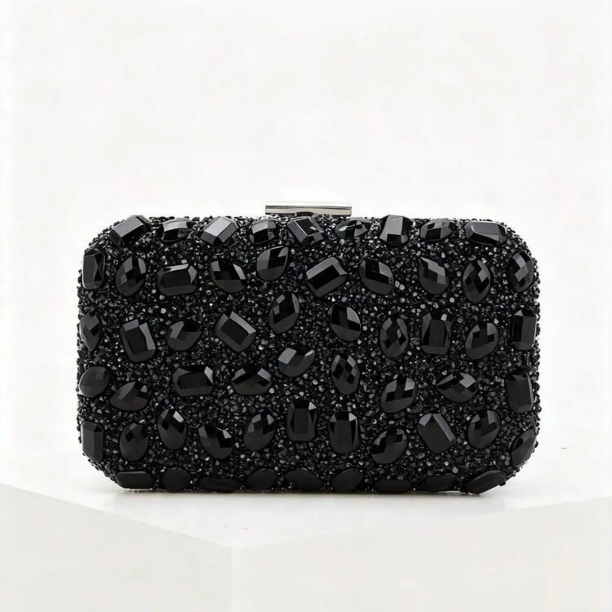 

2026 New Fashion Full Diamond Rhinestone Square Banquet Dinner Bag Luxury Shining Dress Party Clutch