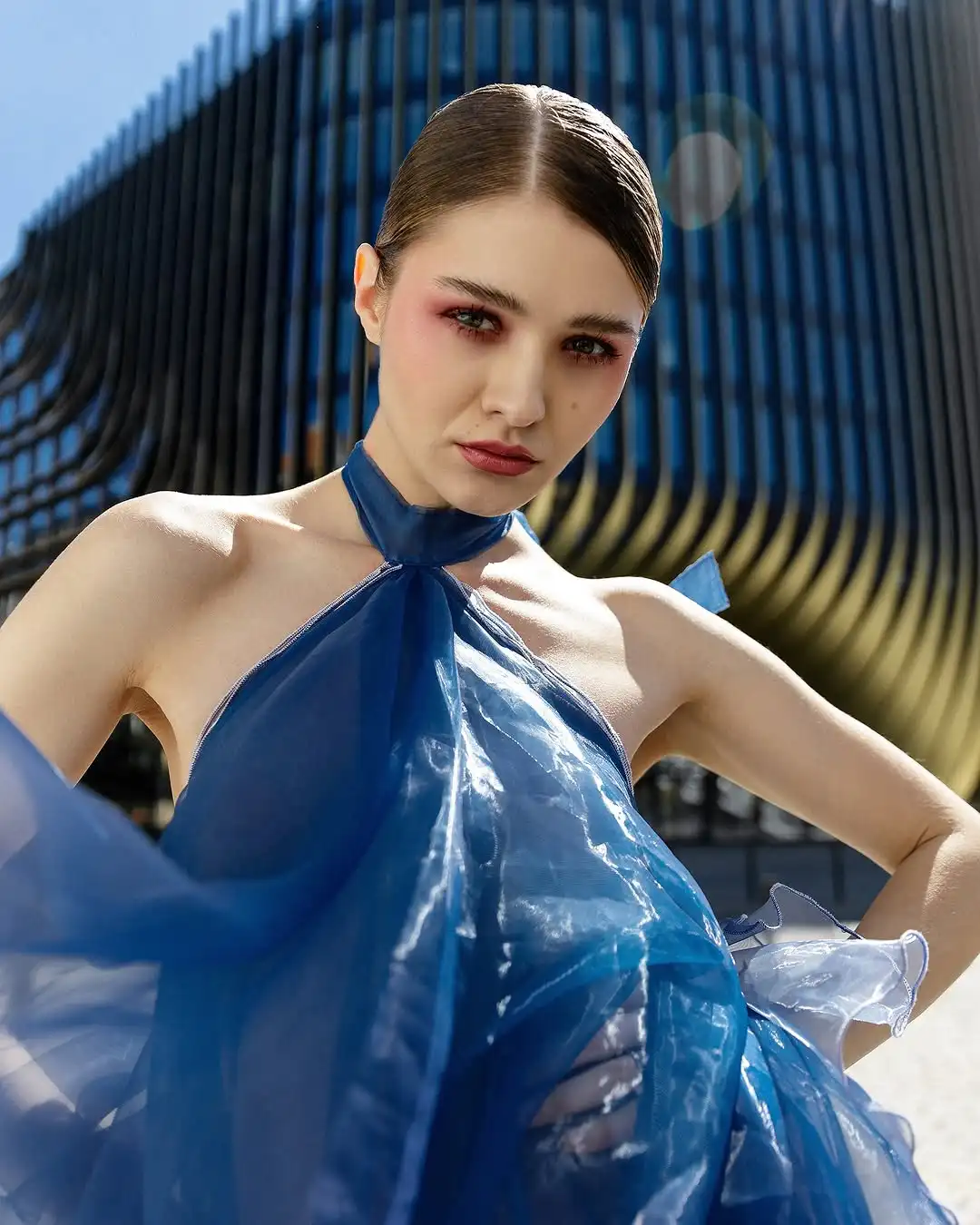 Vestido de baile azul em camadas atraente 2025, vestidos de festa da moda, halter, em camadas, organza chique, vestido de aniversário, sessão de fotos