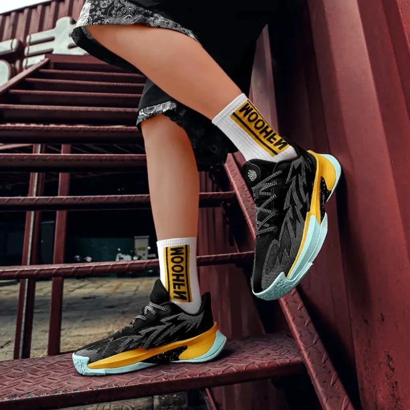 Couple Basketball shoes breathable Mesh Shoes Ultra-light Cushioning Carbon Plate Running Shoes Casual and Versatile sneakers