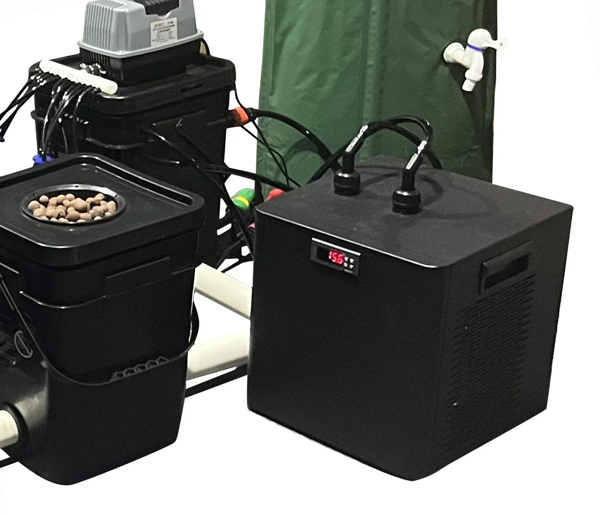 Sistema di coltura idroponica 12 Coltiva idroponica per interni con refrigeratore d'acqua