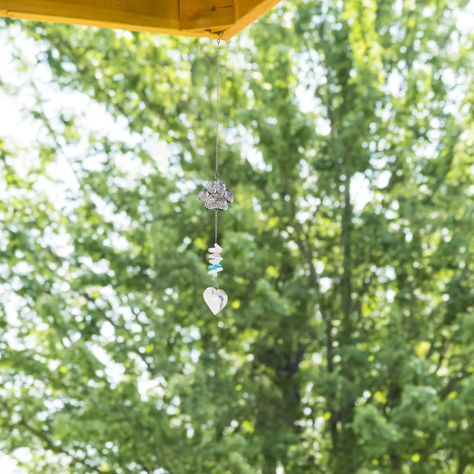 

Heart Shape Crystal Wind Chime Outdoor Pendant Garden Hanging Suncatcher Patio Decor Pet Paw Pattern Memorial Ornament