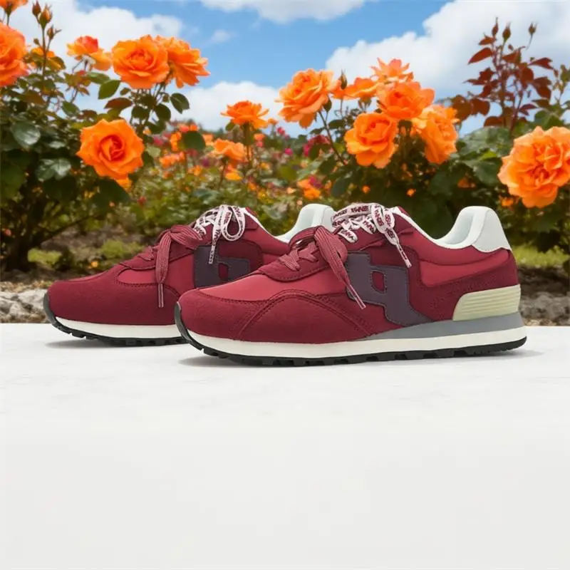 

Lightweight breathable running shoes, mesh material, burden - free runningLined Warm