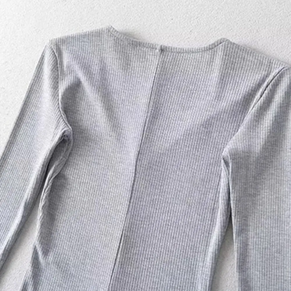 

Sweet Bodycon Y2K Slim Bodysuit Zipper Seamless Long Sleeved Jumpsuit Yoga Clothes V-Neck Jumpsuit Shorts Women Summer