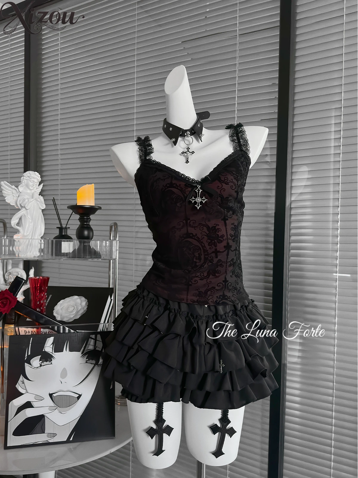 Conjunto de camisola con parte superior gótica oscura cruzada para mujer, falda corta sin mangas con cuello Halter y retazos de encaje Y2K, traje de chica caliente, chaleco con cuello de malla 2025