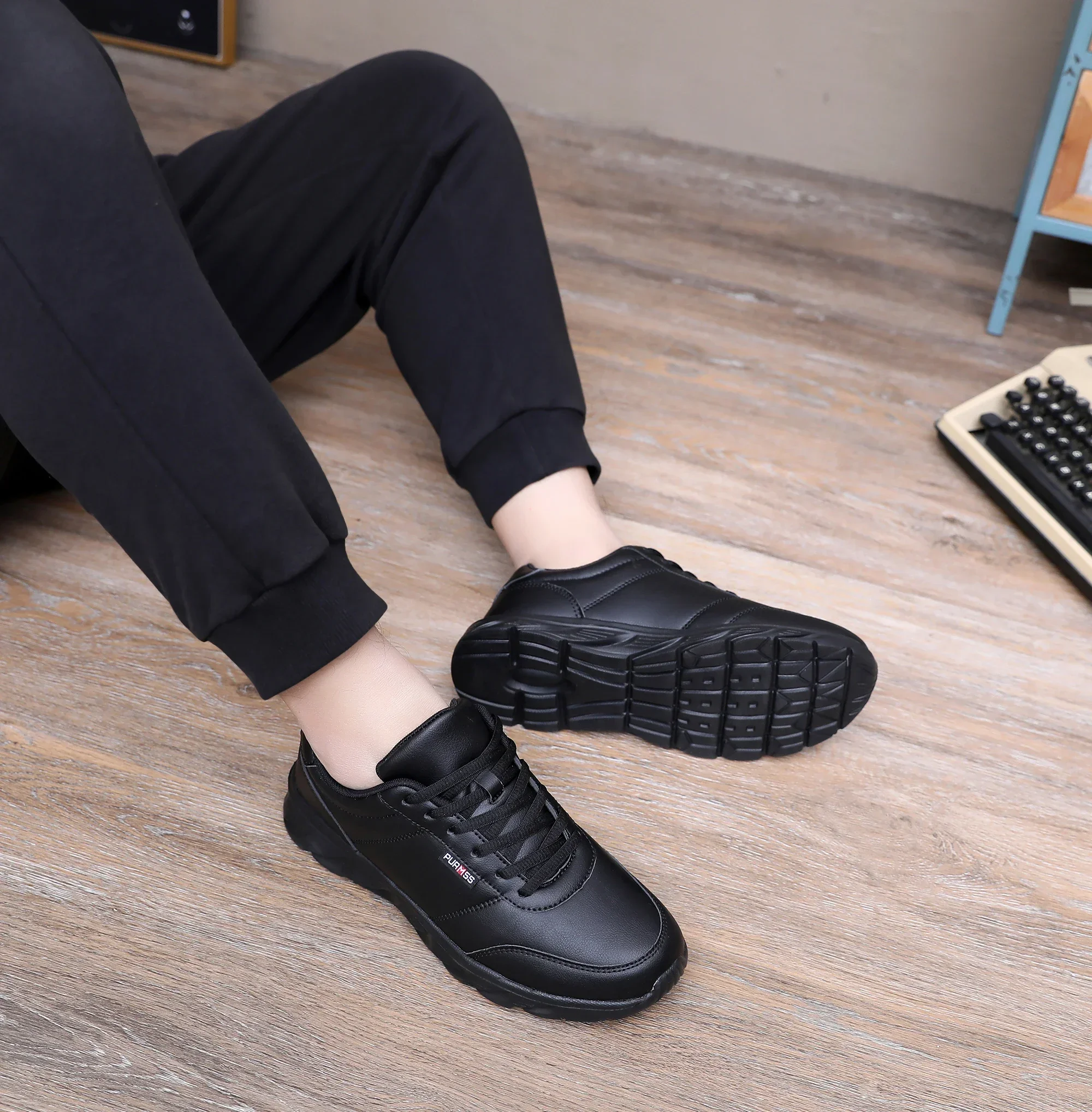 2025 männer Schuhe Frühling Herbst Wasserdichte Wanderschuhe Turnschuhe Freizeit Männlichen Leder Sport Schuhe Non-Slip Schuhe – Detail 12