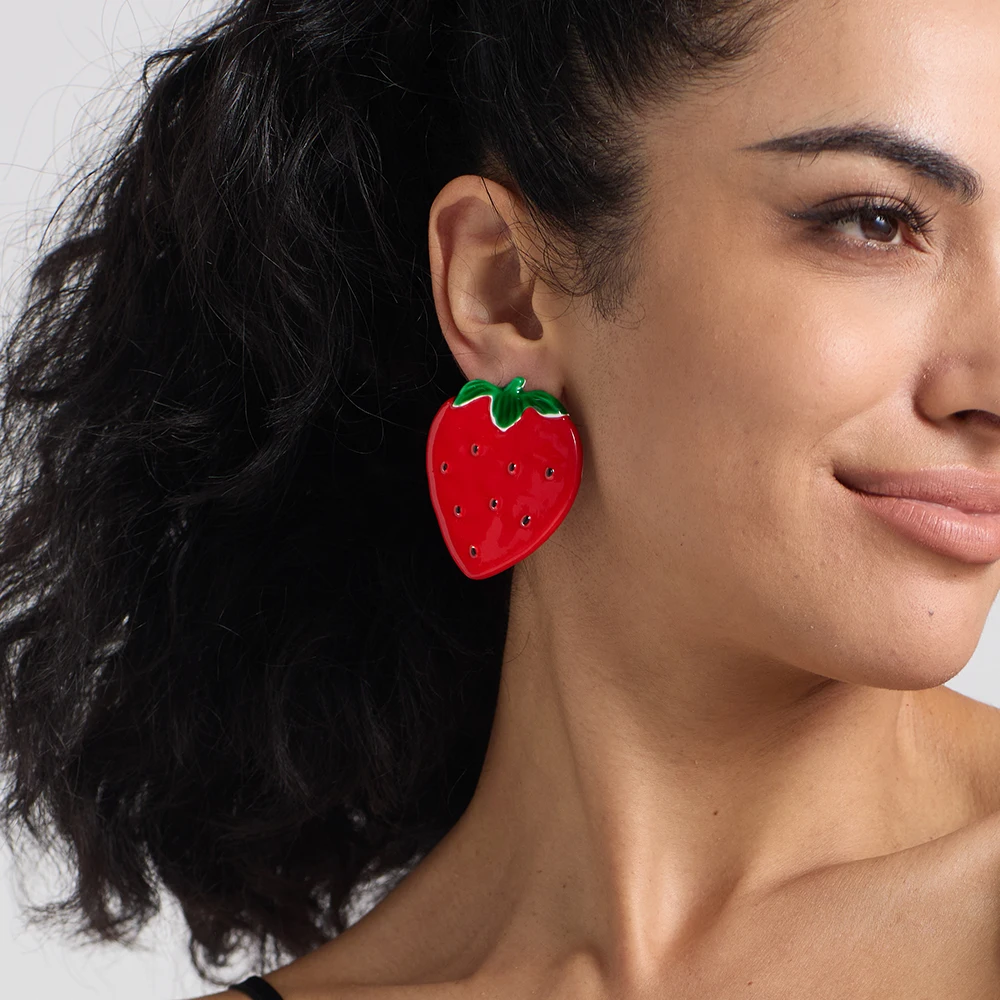 Nieuwe Mooie Metalen Rode Aardbei Oorbellen voor Vrouwen Meisjes Koreaanse Leuke Drip Olie Emaille Fruit Studs Oorbel Zomer Sieraden Geschenken