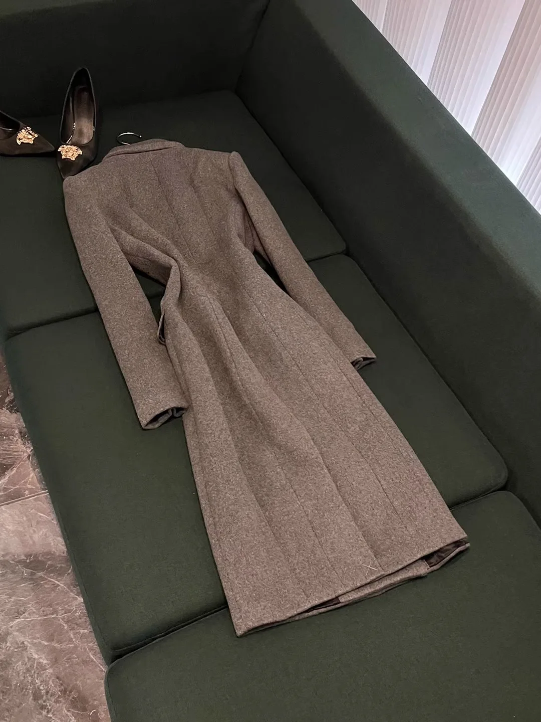 2025 الشتاء Faion سليم صالح معطف طويل عقدة كامير معطف الصوف Ele سترة واقية للنساء A05503