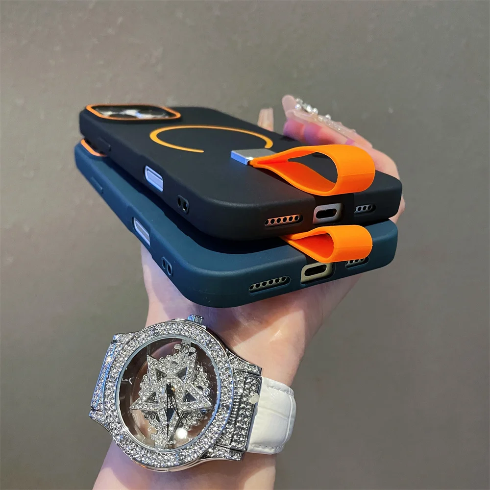 ソフトシリコンストラップ マグネット式 MagSafe対応 iPhone 17 14 15 16 Pro Max 13 12 11 ワイヤレス充電対応 クラッシュカバー