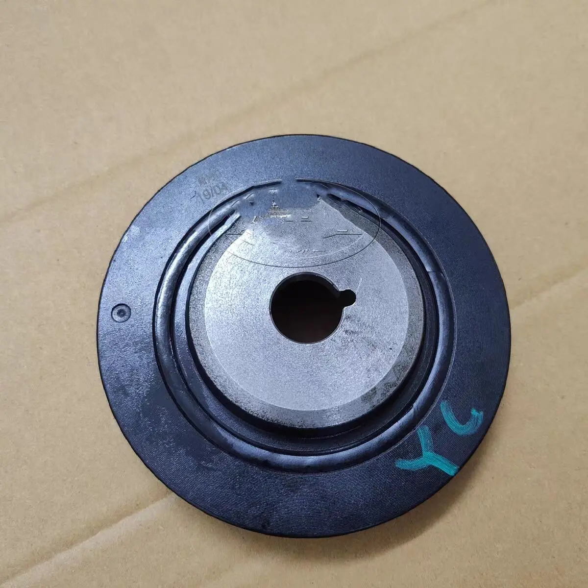 

Crank Pulley Crankshaft Generator Belt Wheel for Chinese SAIC ROEWE 750 2.5L V6 engine auto car motor parts LHG000070