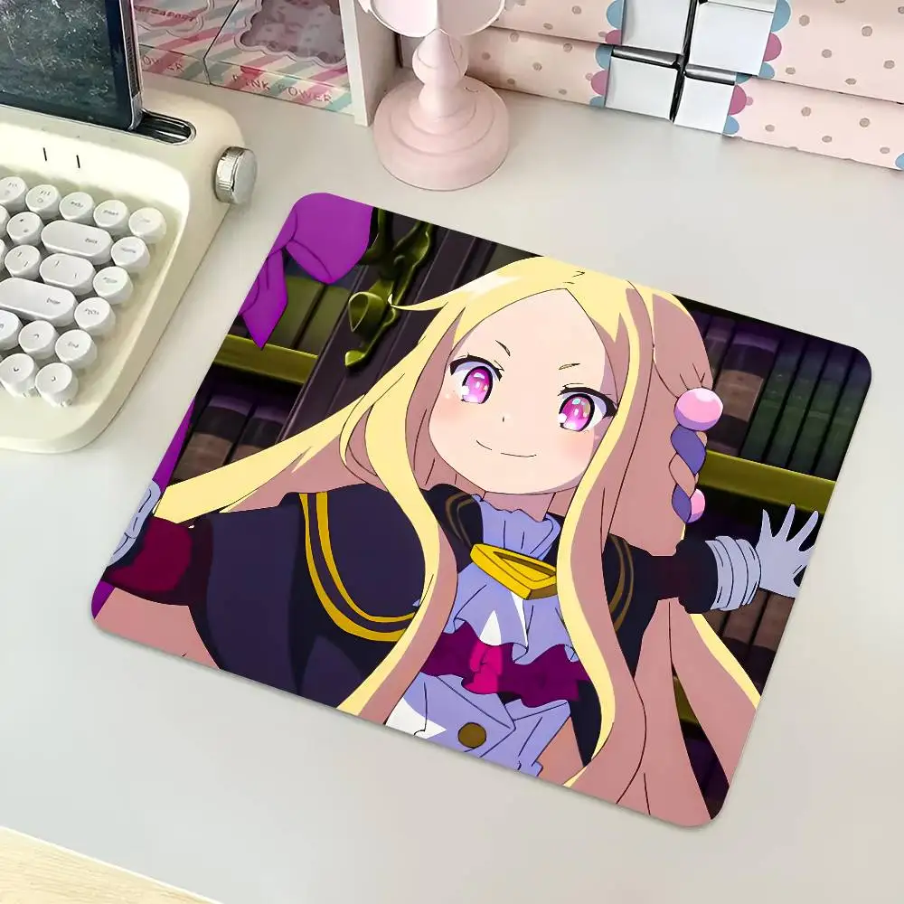 Loux Krystas The Dawn Of The Witch Mousepad Small LockEdge Mouse Pad For Gamers Computer Desk Pad Rectangular Anti-slip Rubber