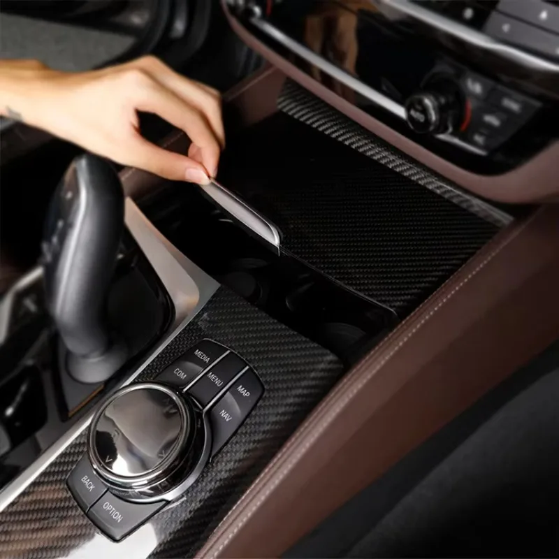 

For BMW 5 Series G30 G38 carbon fiber interior, dry carbon fiber central control gear frame panel decorative cover