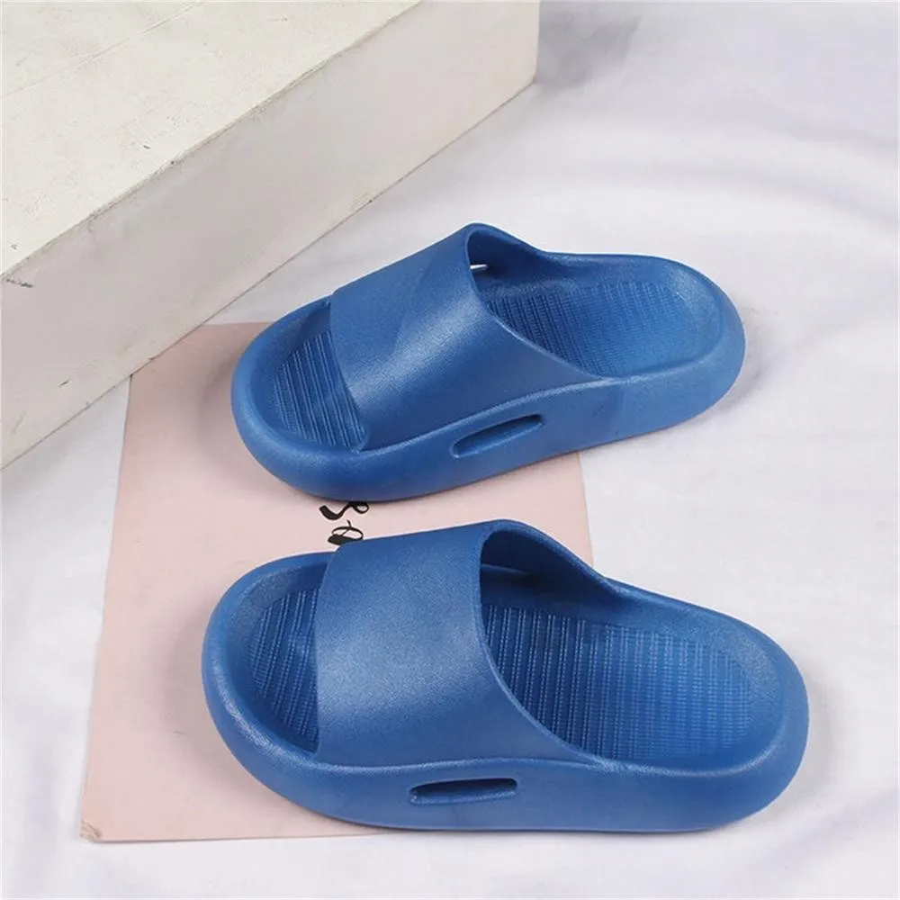 Fashionable Solid Color EVA Slippers for Boys And Girls Classic Basic Anti-Slip Cool Slippers Lightweight Home Bathing Shoes