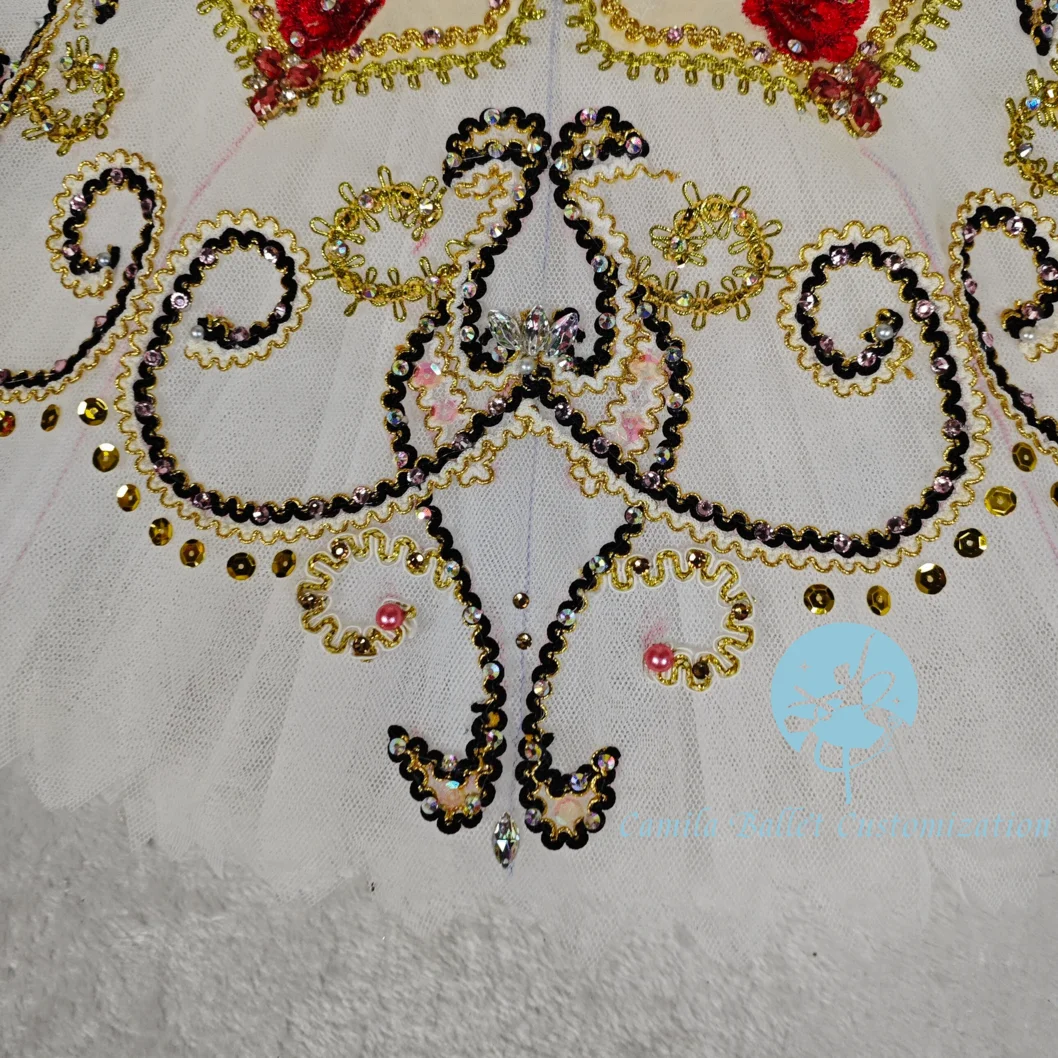 Wysokiej klasy, szyta na miarę, mlecznobiała spódniczka tutu z motywem róż Aesmilada, wróżka, Śpiąca Królewna, balet, dla dorosłych i dzieci.