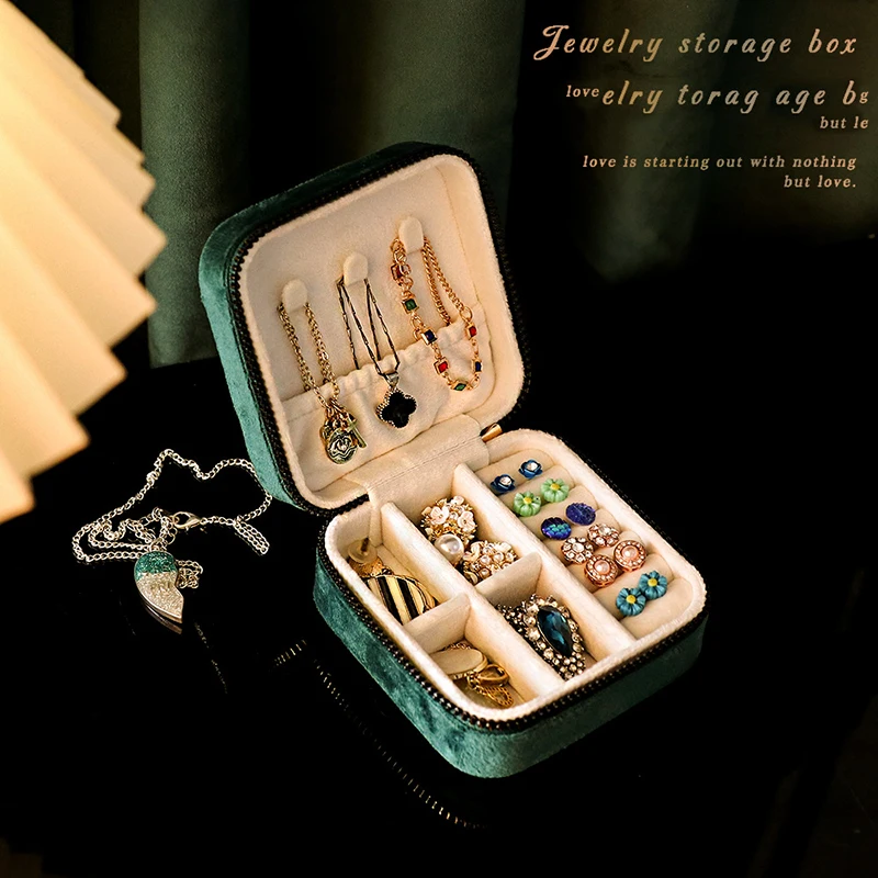 Portable jewelry box velvet exquisite mini travel bag small jewelry box earrings earrings necklace bracelet ring storage box