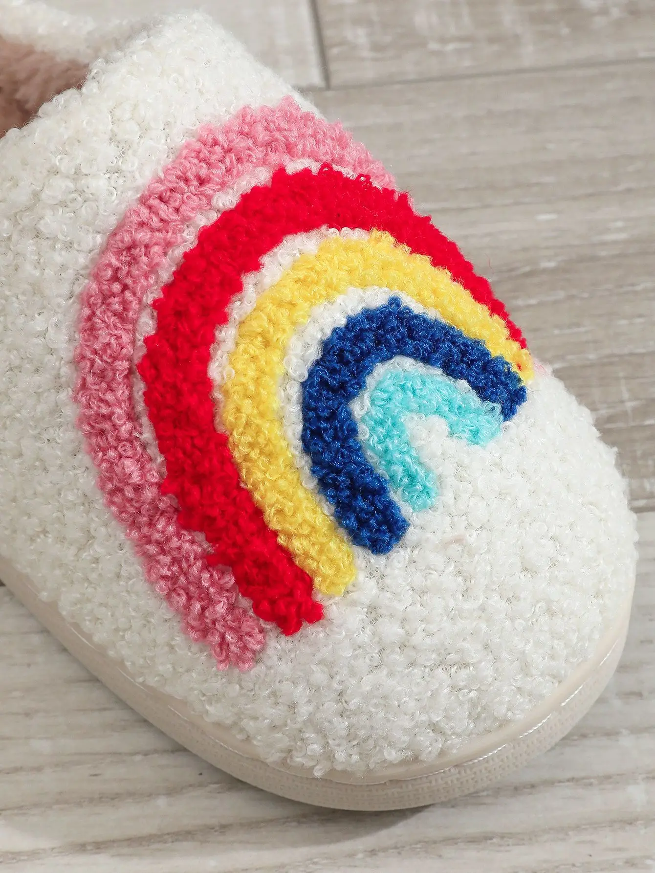 2026 Winter Regenbogen-Print Kinder Mädchen Jungen Hausschuhe Indoor Weiche Rutschfeste Paar-Hausschuhe Warme Plüsch-Flachpantoffeln Erwachsene Niedliche Schuhe – Detail 9