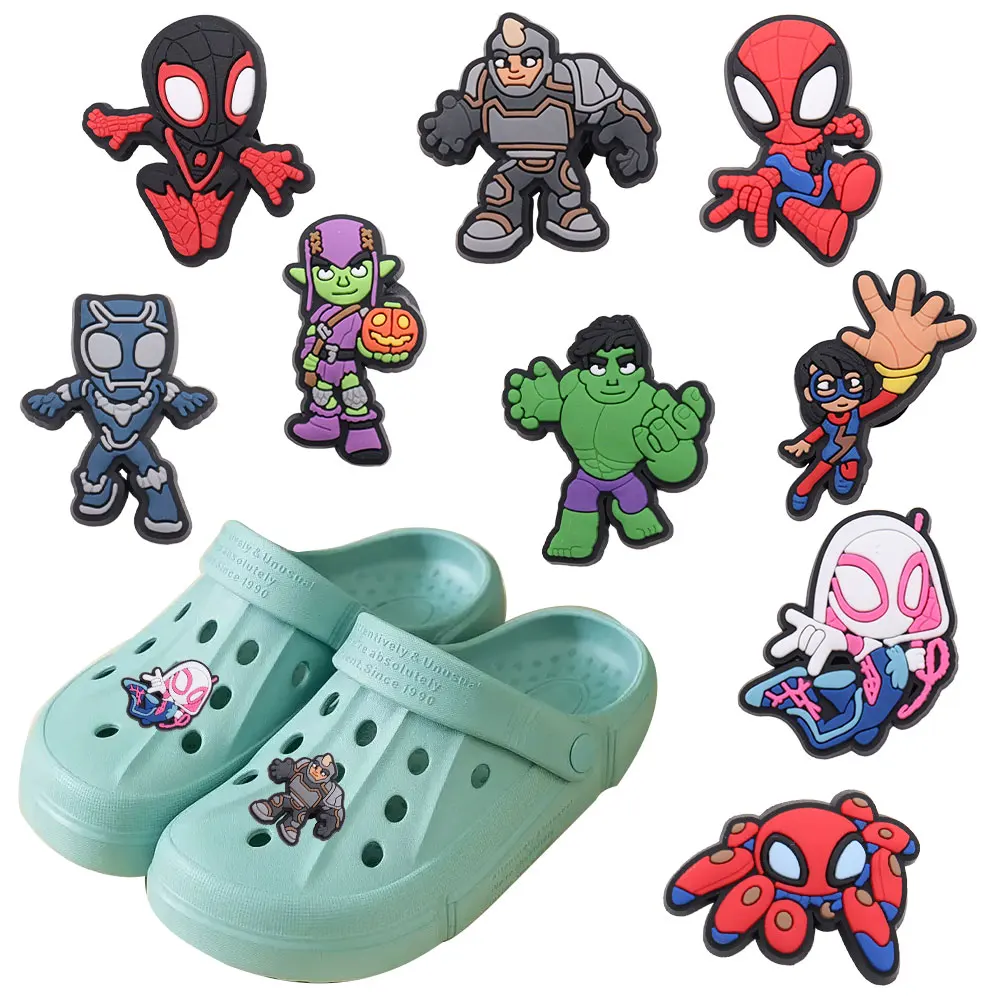 Bonne qualité 1-9 pièces breloques de chaussures en PVC Spider Man Hulk vert Goblin PVC accessoires sandales ornements pour enfants bricolage présent