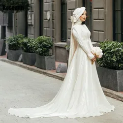 Customized Muslim 2024 New Simple Ivory A-line Wedding Dresses Satin Ribbon Draped Pleat Brush Train Bride Gown robe de mariée