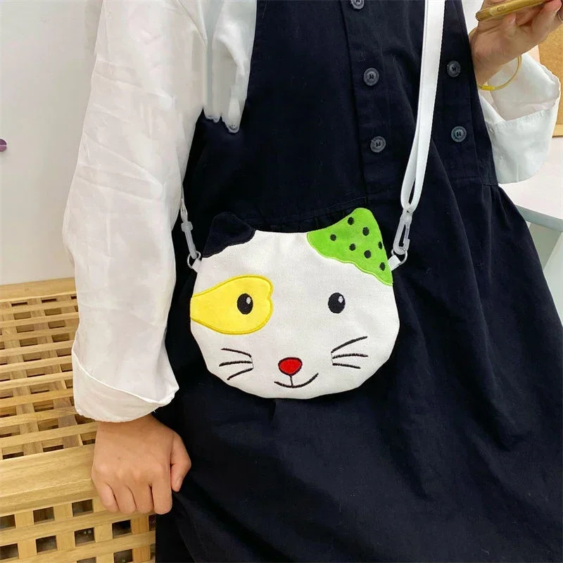Hello Kitty Crossbody Çanta Karikatür Kanvas İşlemeli Çanta Kişiselleştirilmiş Komik Büyük Kapasiteli Çok Yönlü Omuz Çantası