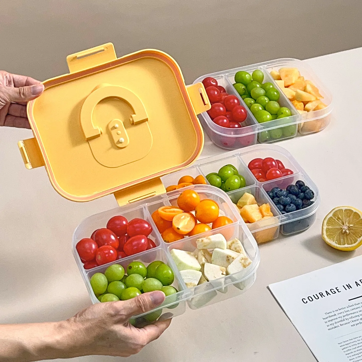 Portable Leak-proof Lunch Container Microwave Heatable Large Capacity Plastic Divided Lunch Box With Handle For Kids Students