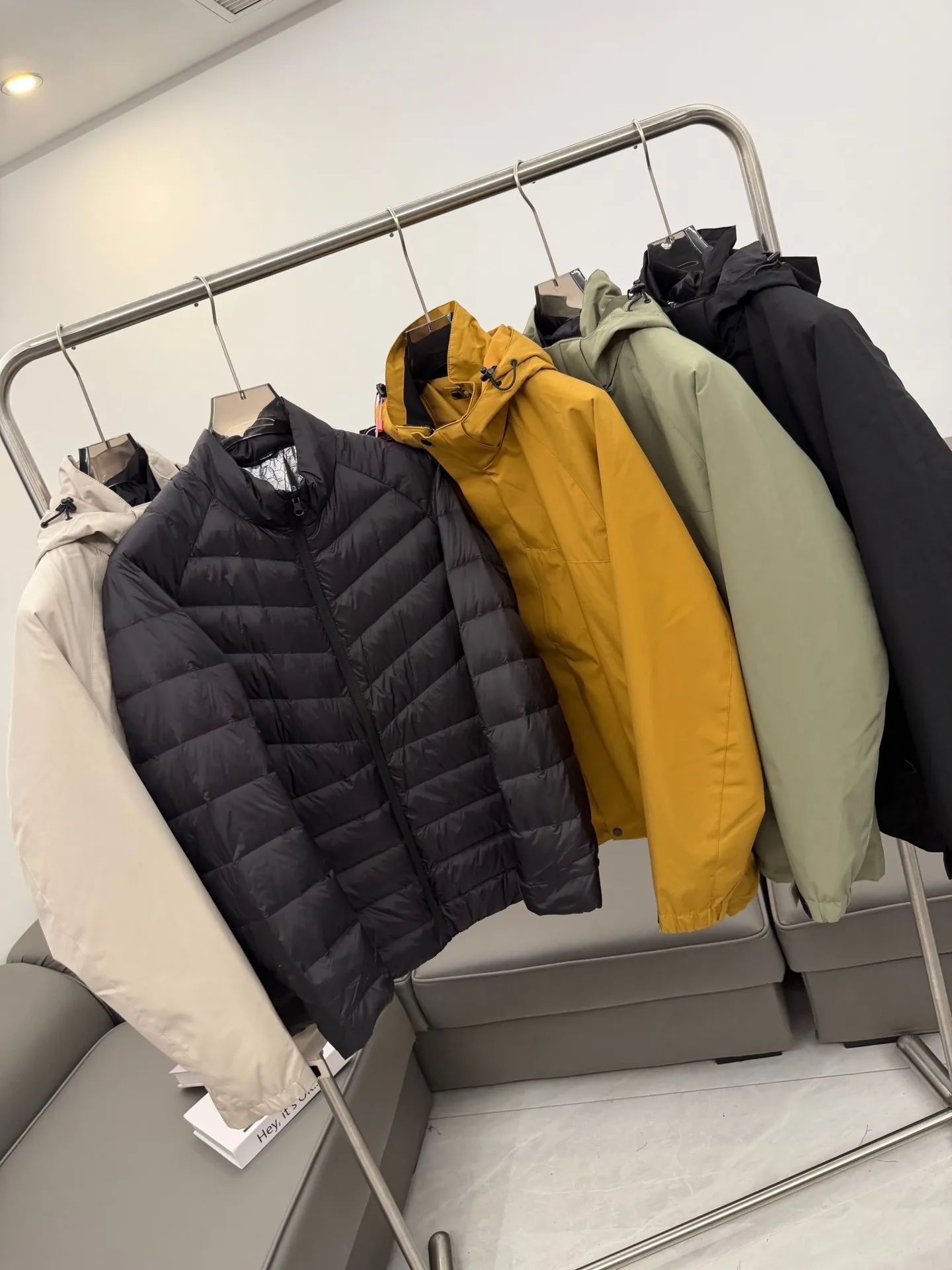 

Men's Tee-in-One down Jaet Windproof Waterproof Outdoor Gear Goose down Filling Warm Thiened Zipper Closure Pure Color