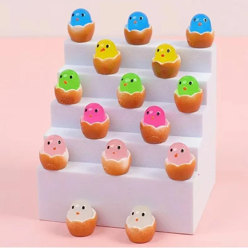 10-200 قطعة لعبة الفرخ قشر البيض المضيئة ، 10 قطعة هدية رياض الأطفال ، ديكور المناظر الطبيعية الصغيرة الراتنج DIY ، منتجات الأطفال