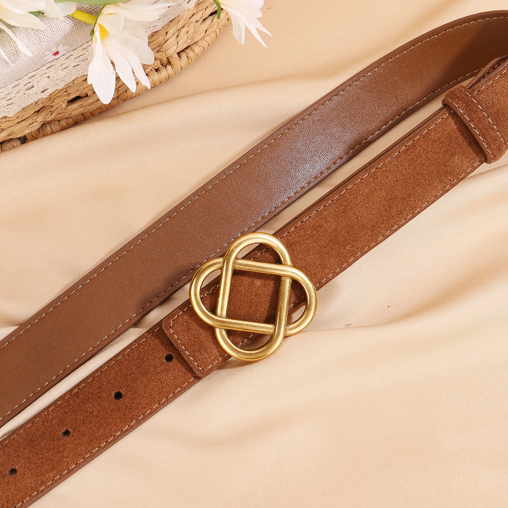 2026 Neuer 2,8 cm breiter Wildleder-Rindsledergürtel für Damen im Vintage-Stil mit Retro-Goldschnalle, schmaler Ledergürtel für Kleider und Jeans – Detail 12
