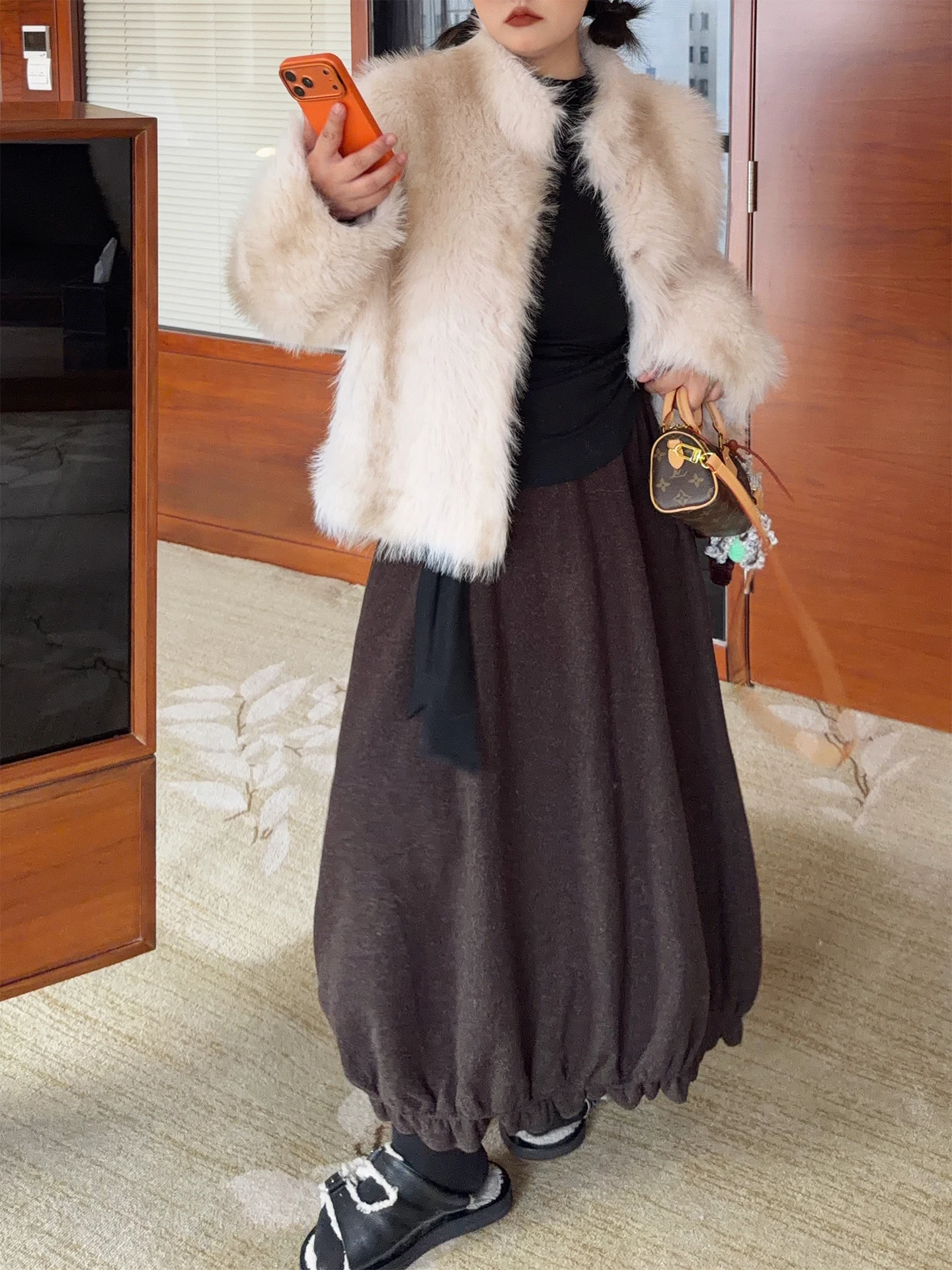 

Slimming High Waist Elastic Waist Bouffant Skirt Women's plus Size Winter Design Versatile Skirt for Plump Ladies