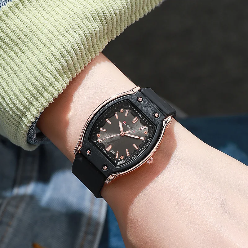 

New Fashion Luxury Watch For Woman Tonneau Silicone Jelly Quartz Watch For Girls Gifts Reloj Mujer Students Wristwatch Hot Clock