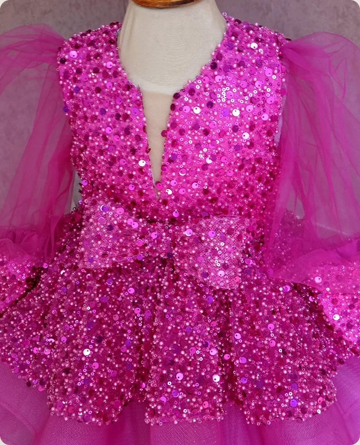 Vestido de princesa de manga larga con lentejuelas para niña, ropa mullida de lujo con cuello en V a la moda para banquete, Carnaval y actuación, novedad de 2024