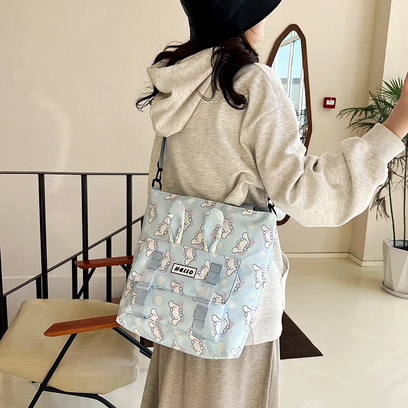 New student tutoring bag Sanrio cartoon one-shoulder messenger canvas bag large-capacity tutoring bag wholesale