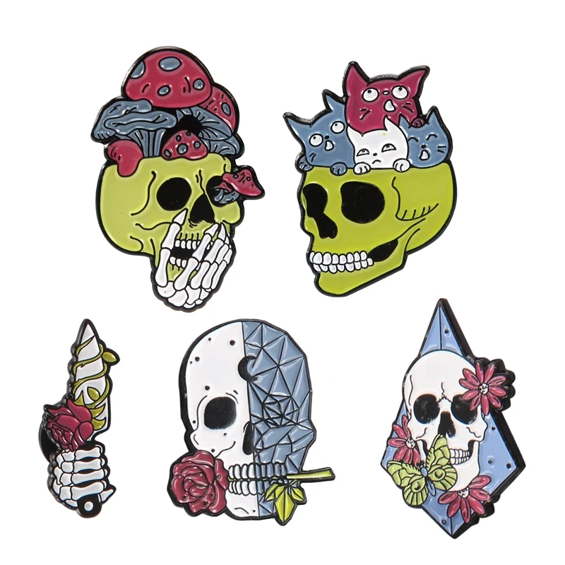 Juego de 5 alfileres esmaltados de piezas para mochila y chaquetas, broches con forma de Calavera, planta gótica, cuchillo, rosa, mariposa, gato